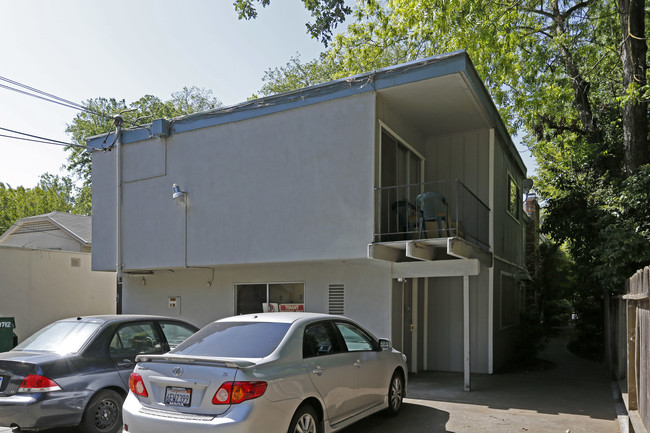 2515 F St in Sacramento, CA - Building Photo - Building Photo