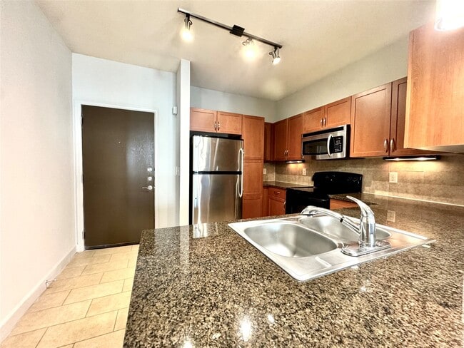 3333 Weslayan St in Houston, TX - Building Photo - Building Photo