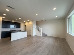 5513 San Roberto in San Diego, CA - Building Photo - Building Photo