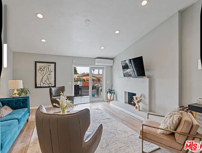 1515 S Orange Dr in Los Angeles, CA - Building Photo - Building Photo
