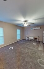 8024 Cloudcroft Ln in Louisville, KY - Building Photo - Building Photo