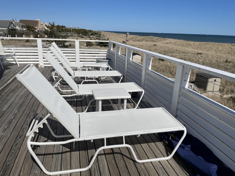 539 Dune Rd in Southampton, NY - Foto de edificio