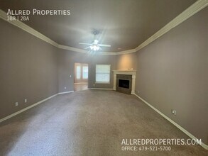 3576 W Clearwood Dr in Fayetteville, AR - Building Photo - Building Photo