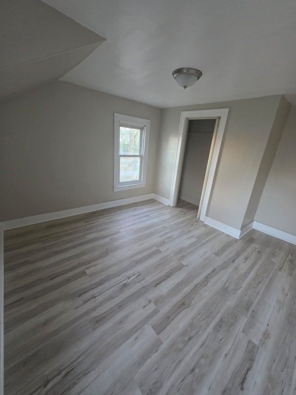 349 Baldwin Ave in Pontiac, MI - Building Photo - Building Photo