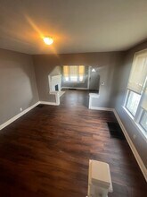 287-289-289 N Burgess Ave in Columbus, OH - Building Photo - Building Photo