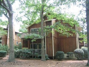 601 Aspen Place in Winston-Salem, NC - Foto de edificio - Building Photo