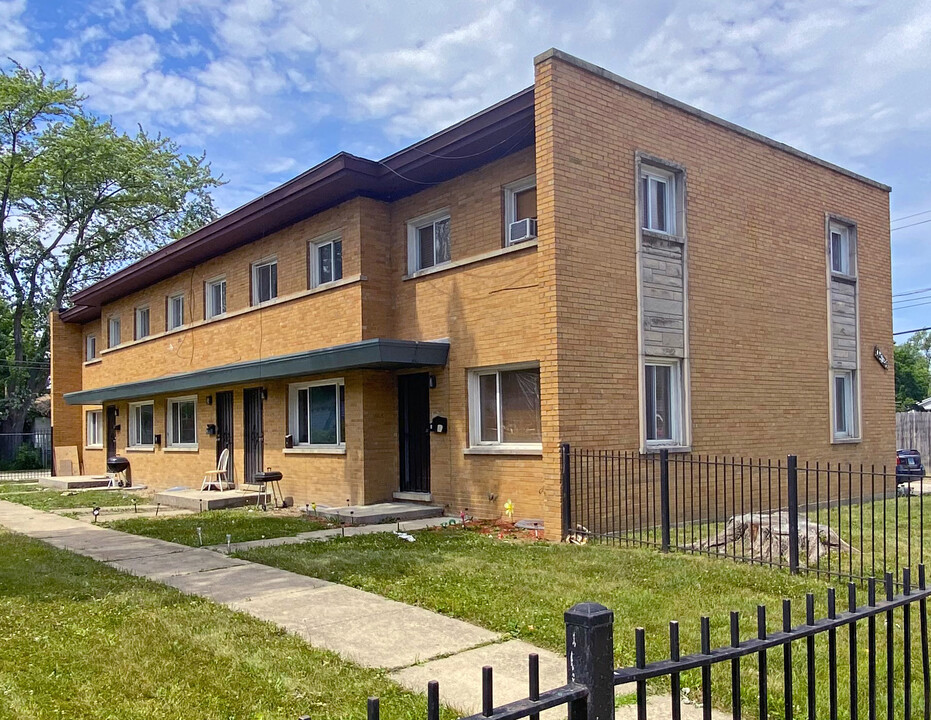 1414 Hervey Ave in North Chicago, IL - Building Photo