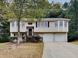 1780 Rolling Hills Trail SE in Conyers, GA - Building Photo