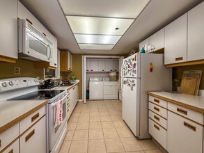 44 W Broadway, Unit 1404S in Salt Lake City, UT - Building Photo - Building Photo
