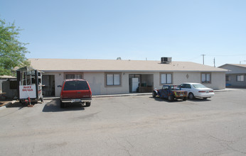 228 W Roger Rd in Tucson, AZ - Building Photo - Building Photo