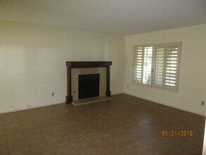 41945 Largo in Palm Desert, CA - Building Photo - Building Photo