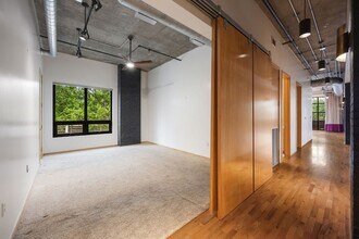 505 Bastrop St, Unit 201 in Houston, TX - Building Photo - Building Photo