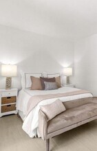 608 SE 2nd Ave in Delray Beach, FL - Foto de edificio - Building Photo