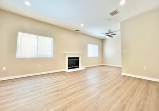 22651 Del Valle St in Los Angeles, CA - Building Photo - Building Photo