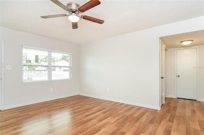 5913 Wolf Rd in Orlando, FL - Building Photo - Building Photo