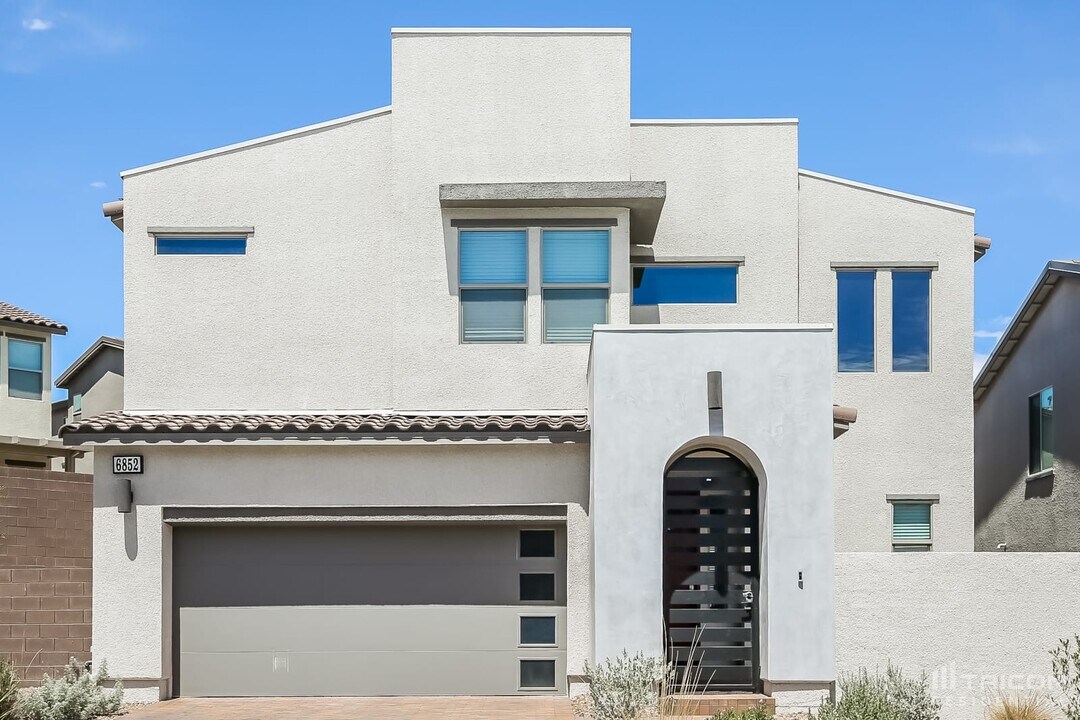 6852 Whisper Canyon Pl in North Las Vegas, NV - Building Photo