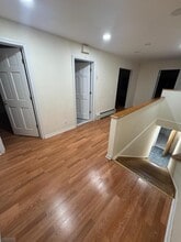 32 Edisonia Terrace in West Orange, NJ - Building Photo - Building Photo