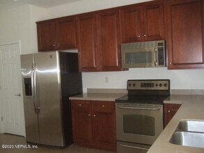 6373 Autumn Berry Cir in Jacksonville, FL - Building Photo - Building Photo