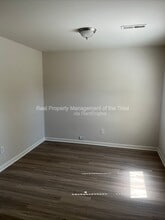 3802 Bellingham Ct in Greensboro, NC - Building Photo - Building Photo