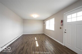 140 Maple Park Dr in Westfield, IN - Building Photo - Building Photo