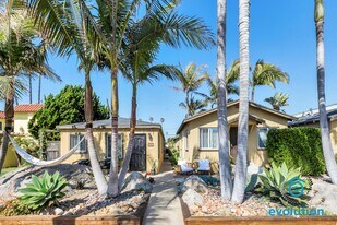 4934-4944 Coronado Avenue in San Diego, CA - Building Photo