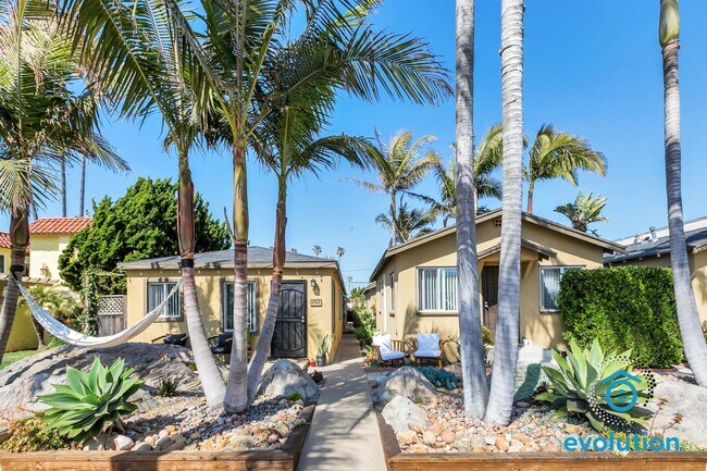 4934-4944 Coronado Avenue