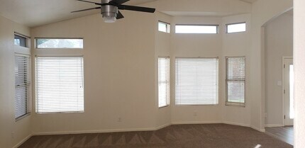 1027 E Brentrup Dr in Tempe, AZ - Building Photo - Building Photo