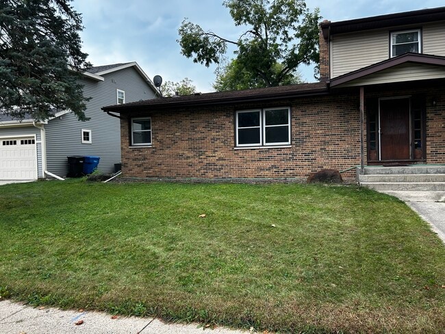 property at 2424 Amherst Rd