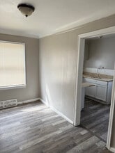14017 Curtis St in Detroit, MI - Building Photo - Building Photo