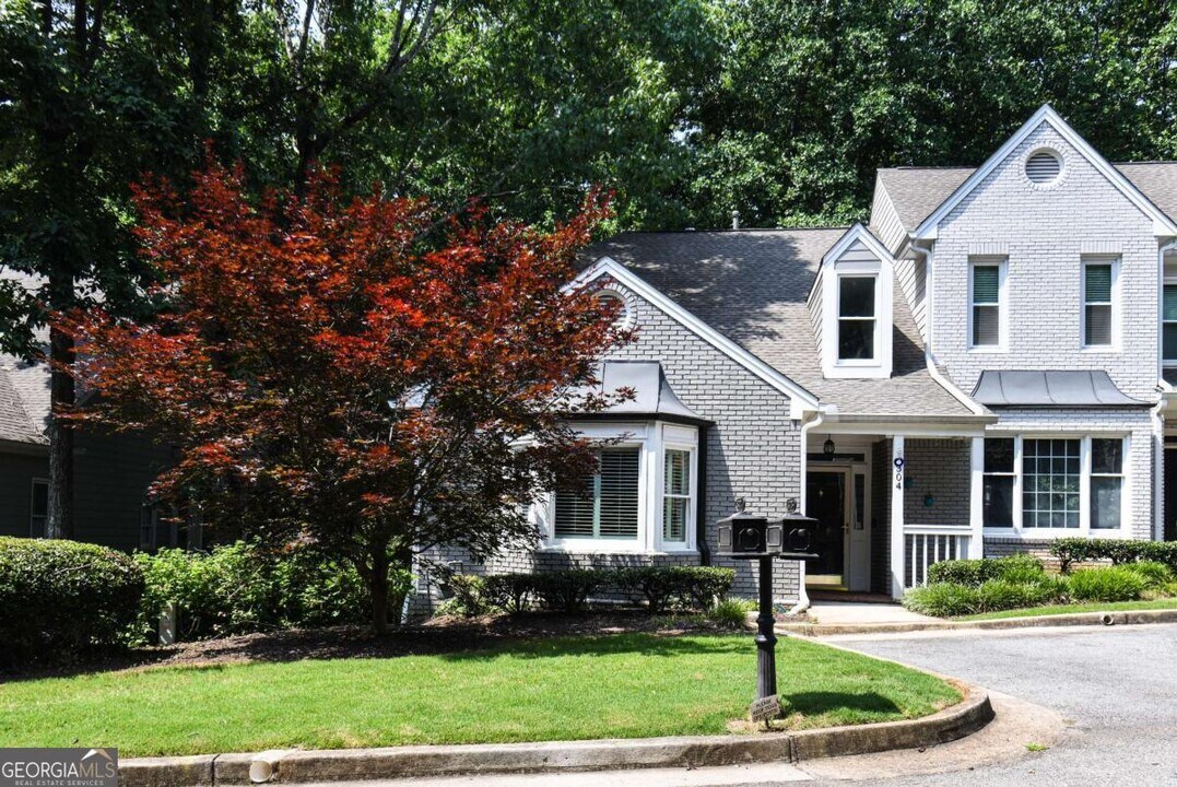 304 Bridle Path in Marietta, GA - Building Photo