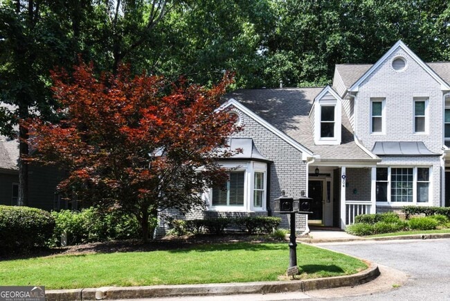 304 Bridle Path