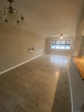 415 West Dr in Copiague, NY - Building Photo - Building Photo