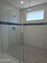 9535 Escape Ave in Panama City Beach, FL - Foto de edificio - Building Photo