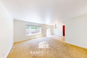 2805 Alyssa Ct SE in Olympia, WA - Building Photo - Building Photo