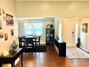 16 Mariners Ln in Mary Esther, FL - Building Photo - Building Photo