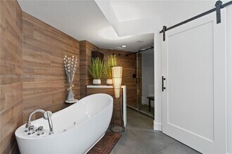 3600 Mystic Pointe Dr in Aventura, FL - Building Photo - Building Photo