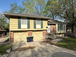 10210 Fremont Ave in Kansas City, MO - Building Photo - Building Photo