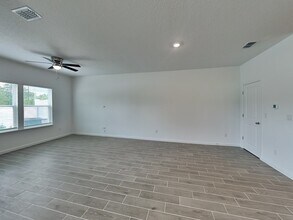 2137 Windward Cay Ln in Middleburg, FL - Foto de edificio - Building Photo