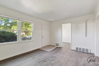 9108 Archdale St in Detroit, MI - Building Photo - Building Photo