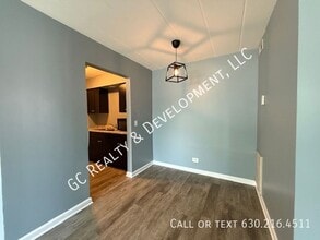 342 Wilson Ave in West Chicago, IL - Building Photo - Building Photo