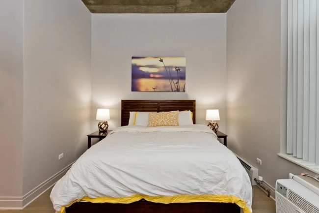 836 W Wilson Ave in Chicago, IL - Building Photo - Building Photo