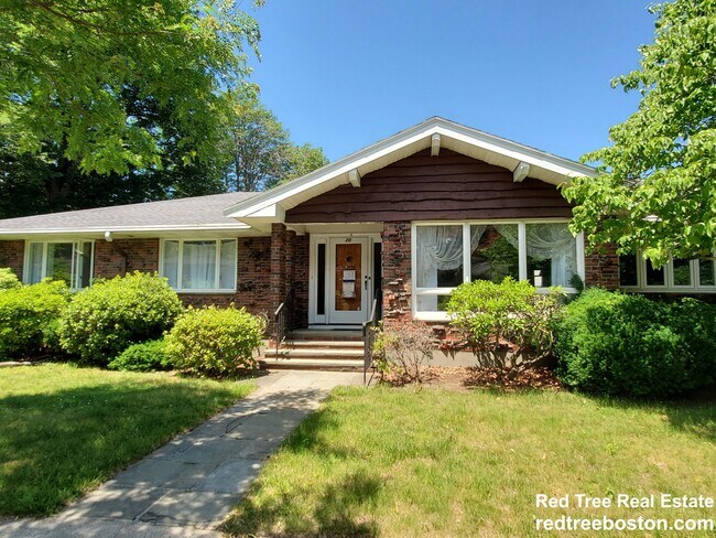 property at 20 Mossdale Rd