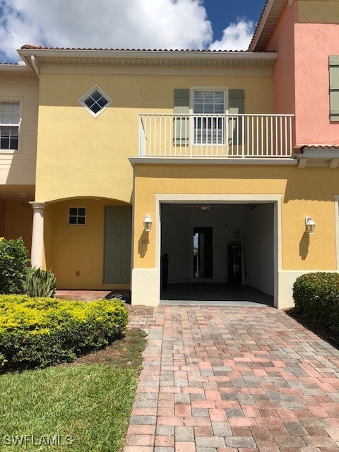 16058 Via Solera Cir in Ft. Myers, FL - Foto de edificio