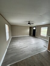 114 Zackary St in Oak Grove, KY - Building Photo - Building Photo