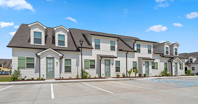 Arabella at Dutchtown Townhomes in Geismar, LA - Building Photo - Building Photo