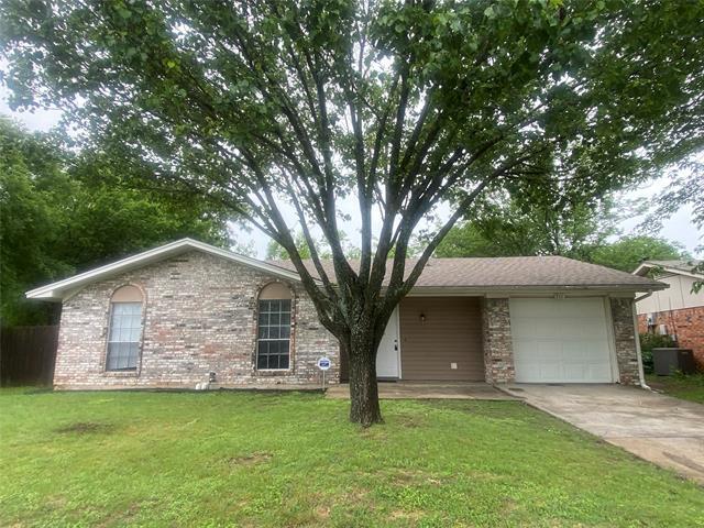 property at 711 Briggs St