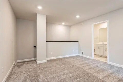 23303 Amber Dr in Rogers, MN - Building Photo