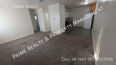 713 Smart St in Jacksonville, AR - Building Photo - Building Photo