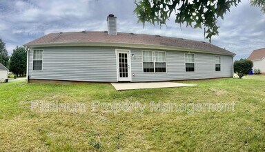 1022 Windsor Dr in Monroe, GA - Building Photo - Building Photo