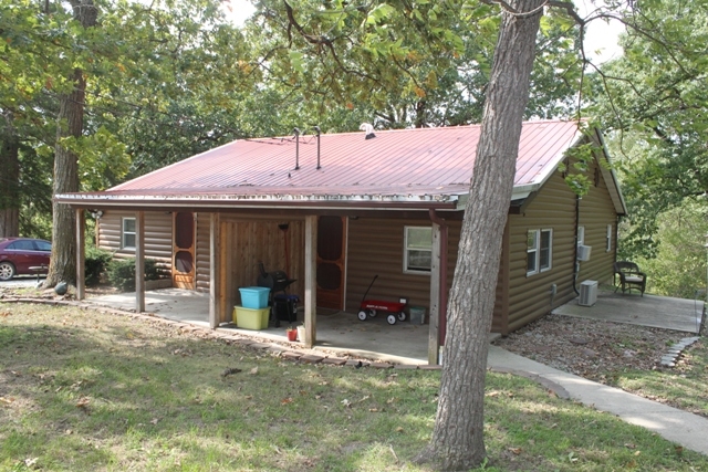 10101 CR 8110 in Rolla, MO - Building Photo